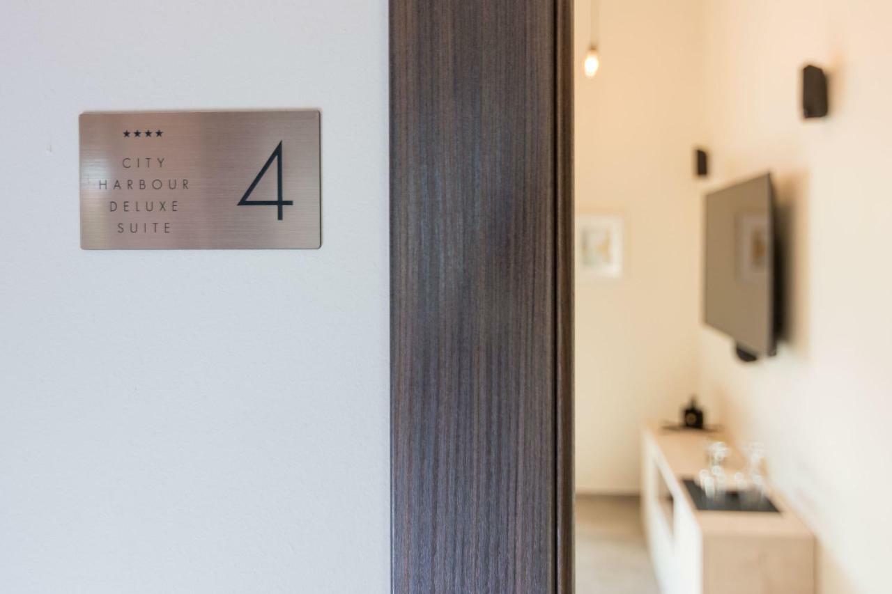 City Harbour Deluxe Suites 扎达尔 外观 照片